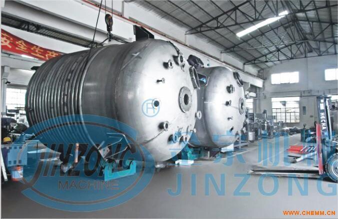 供應(yīng)30000l外盤管加熱反應(yīng)釜sus304不銹鋼化工機械化工設(shè)備